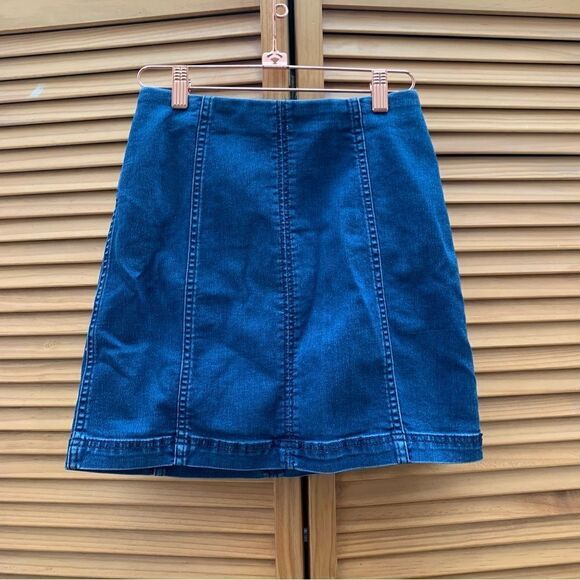 Free People Denim Skirt Size 4 - Picture 1 of 5